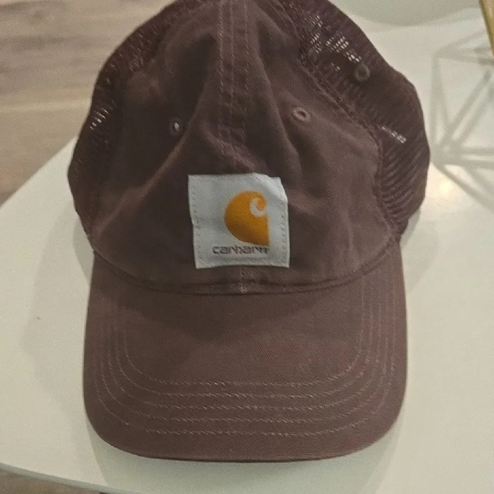 Carhartt Dark Brown Cap with Logo Patch - Picture 4 of 5
